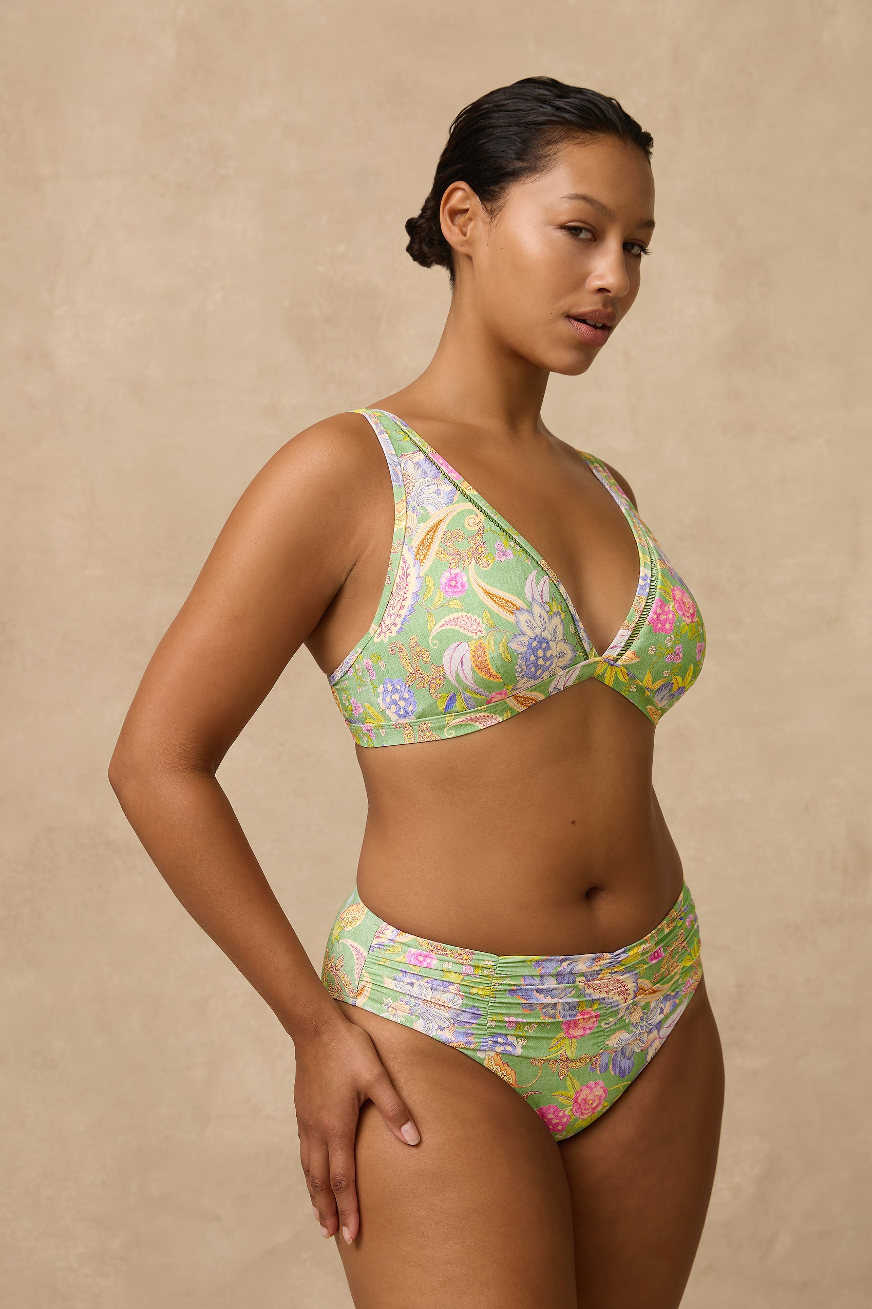 Jemma D/DD Longline Tri - Bikini Tops - Monte & Lou