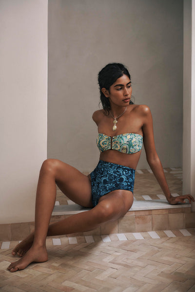 Lulu Reversible High Waist Pant