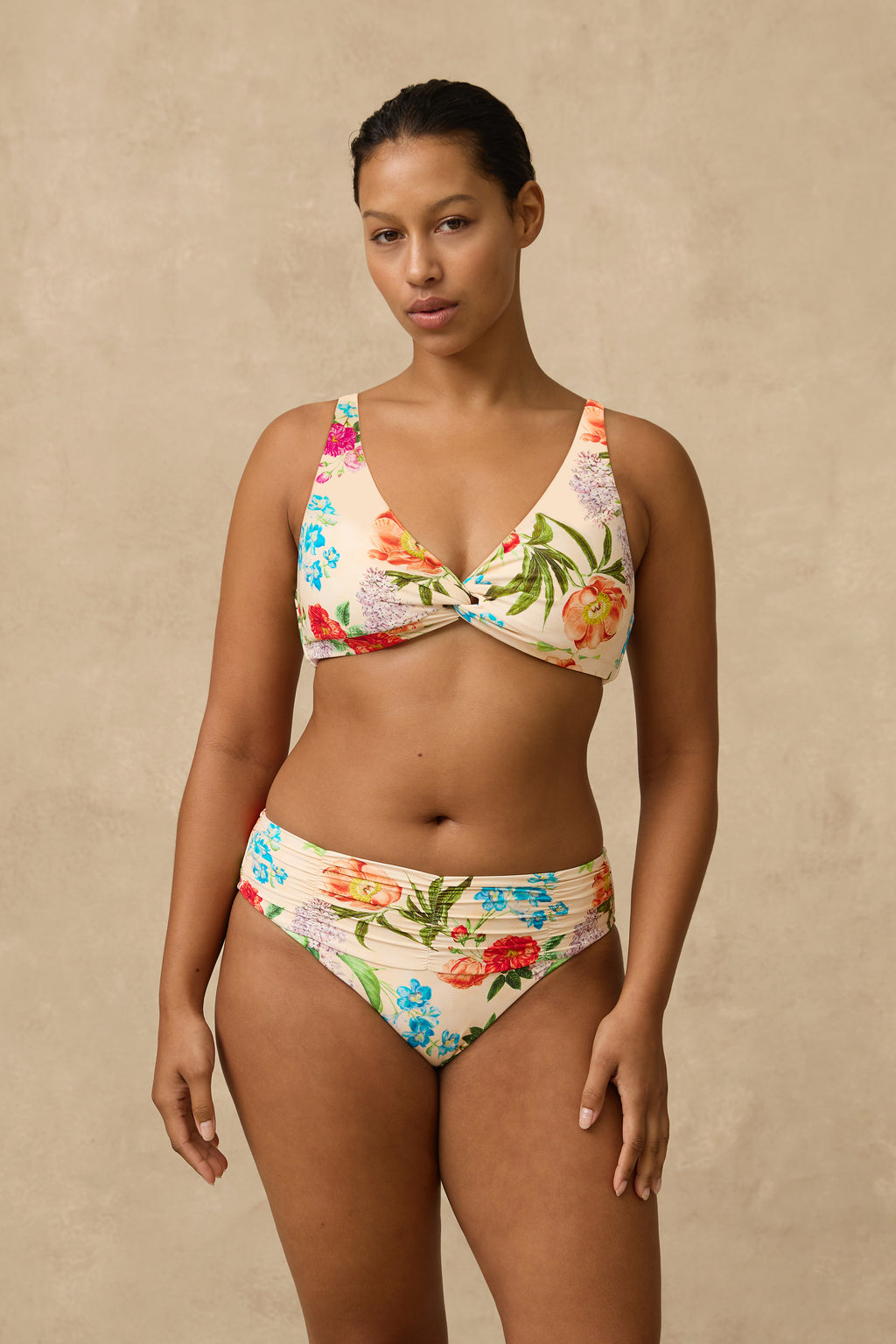 Palermo Multi Fit Twist Crop - Monte & Lou