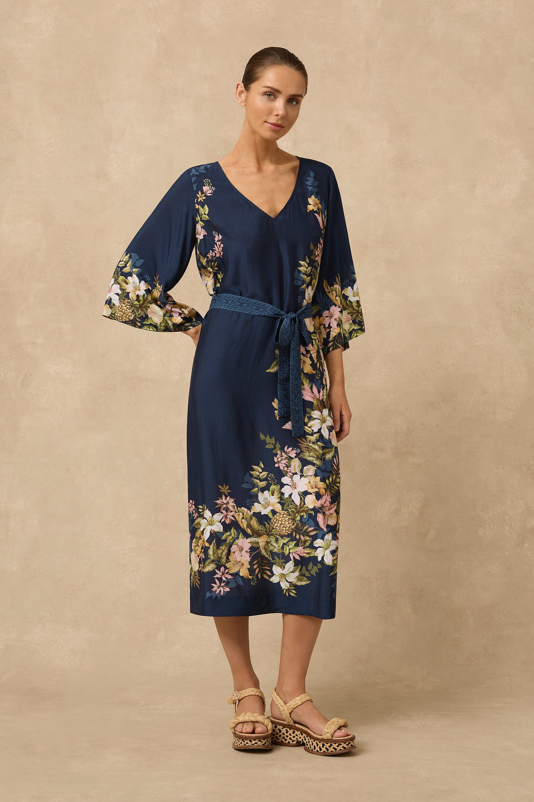 Maya Kaftan