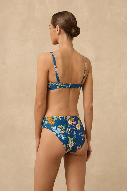 Jasmin Twisted Mid Rise Pant