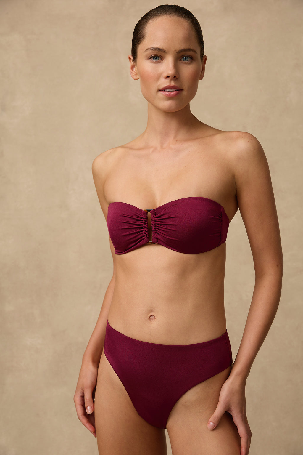 Lustre High Leg High Waist Pant