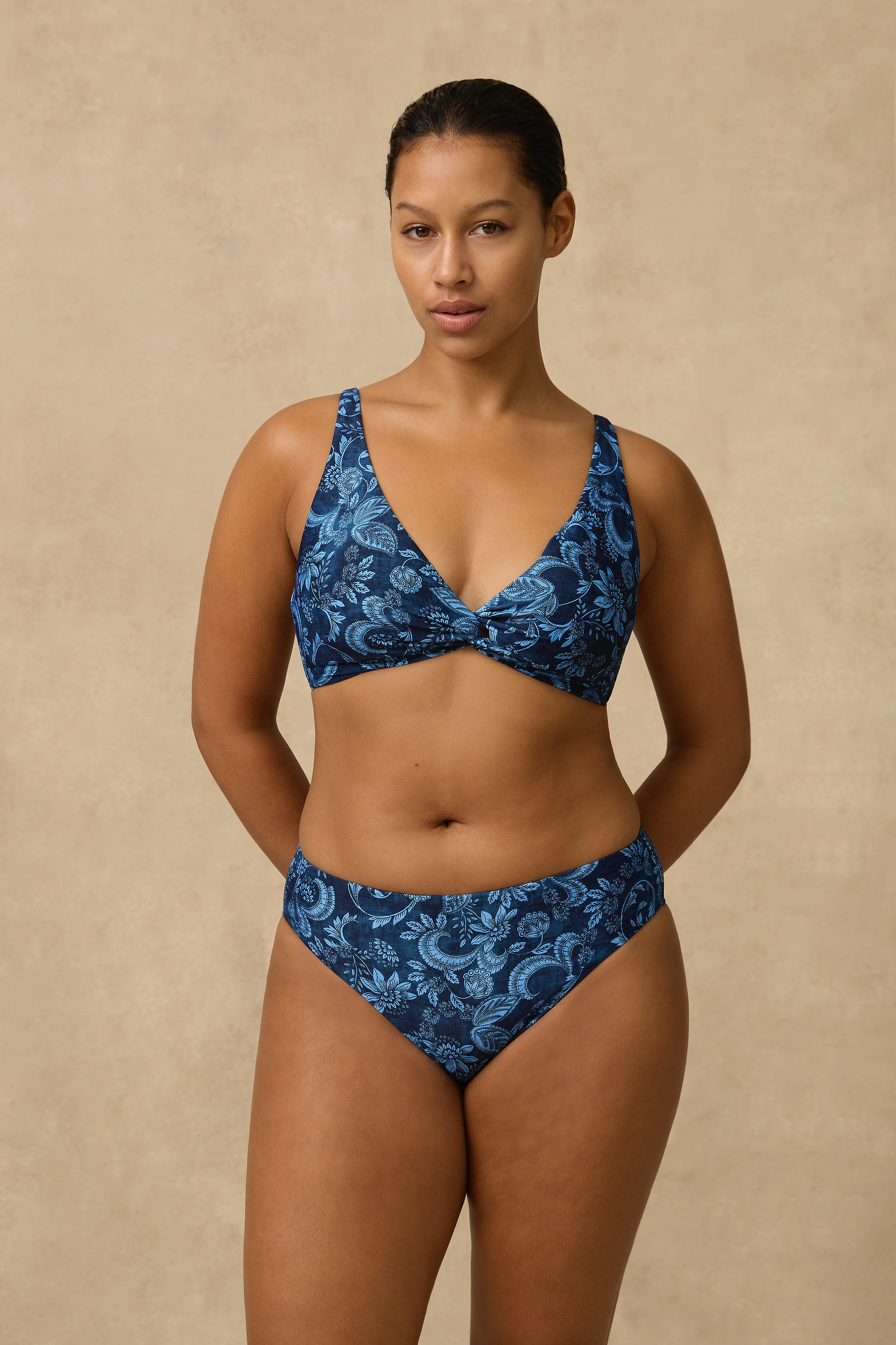 Taylor Multi Fit Twist Crop - Bikini Tops - Monte & Lou